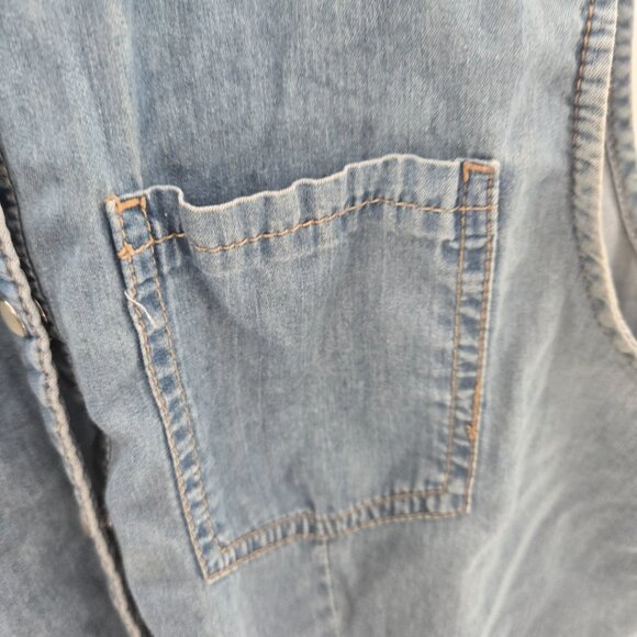 Forever 21 Blue 100% Cotton Denim Snap Pearl Tie Front Vest Medium - Picture 7 of 15